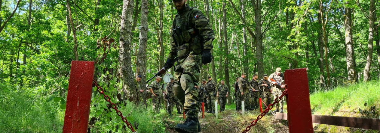 9_bojova_draha_autor_svob._houdek_a_svob._krasa.jpg