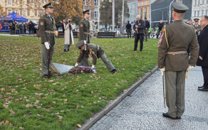 Pietní akti - nám. Kinských