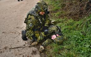 Simulace poleptání a nadýchání splodin 