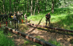 10_bojova_draha_autor_svob._houdek_a_svob._krasa.jpg