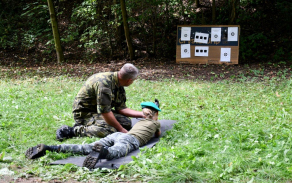 10_strelba_z_airsoftbrenu_autor_kpt._mgr._martina_sofie_halikova.jpg