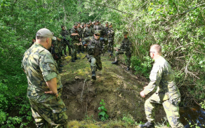 12_bojova_draha_autor_svob._houdek_a_svob._krasa.jpg