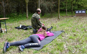 5_strelba_z_airsoftbren_autor_kpt._mgr._martina_sofie_halikova.jpg
