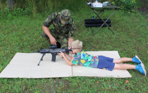 9_strelba_s_airsoftbrenu_autor_kpt._m._s._halikova.jpg